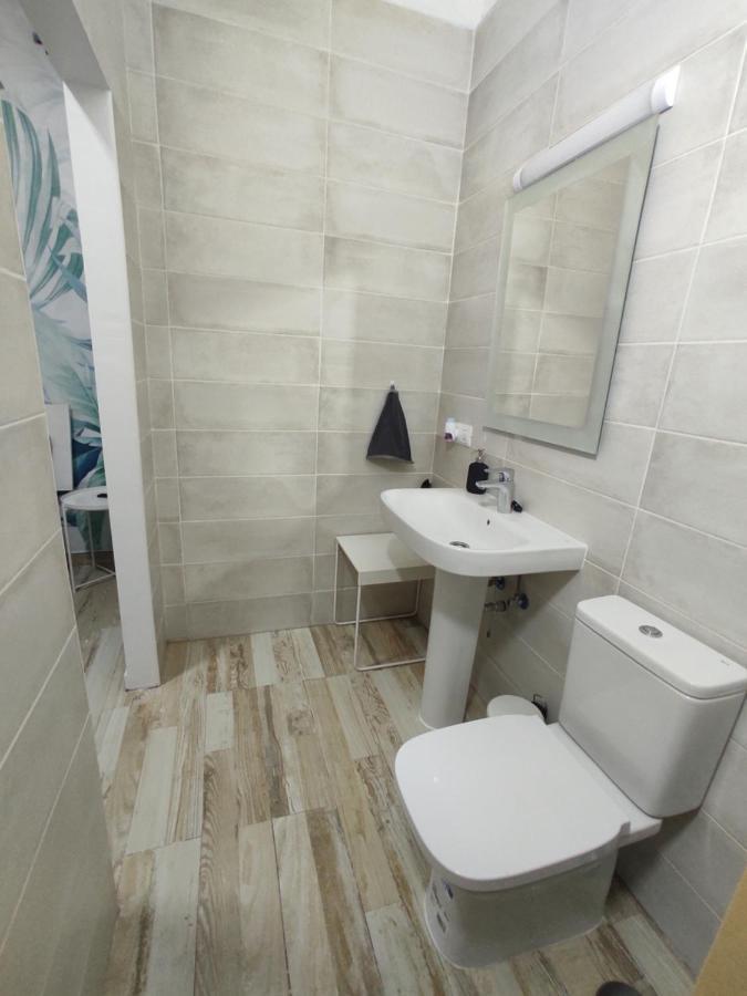 Cactus, Entrada Privada Y Bano Privado En By Flamingo House, No Fumadores Appartement Arrecife (Lanzarote)